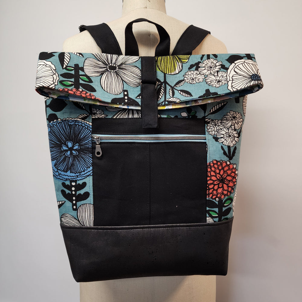 
                  
                    Backpack Bag in Jumbo Flowers
                  
                