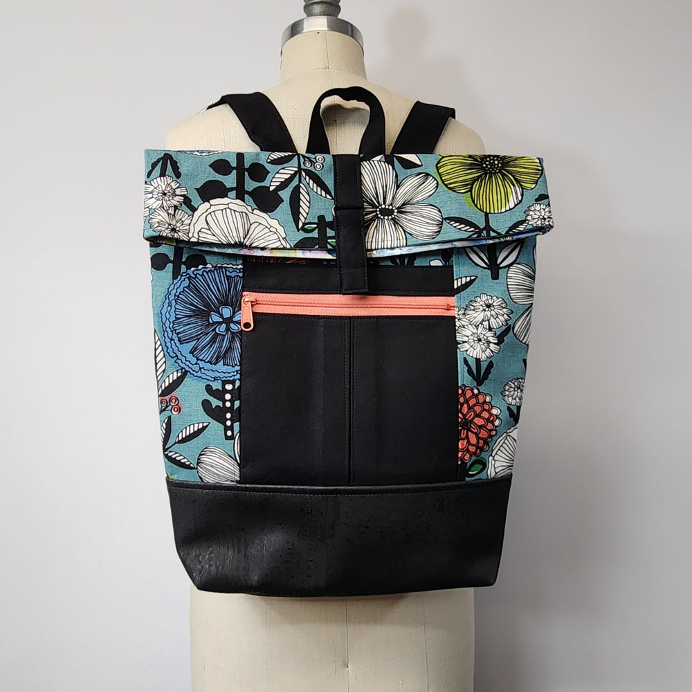 Backpack Bag in Big Floral Turquoise