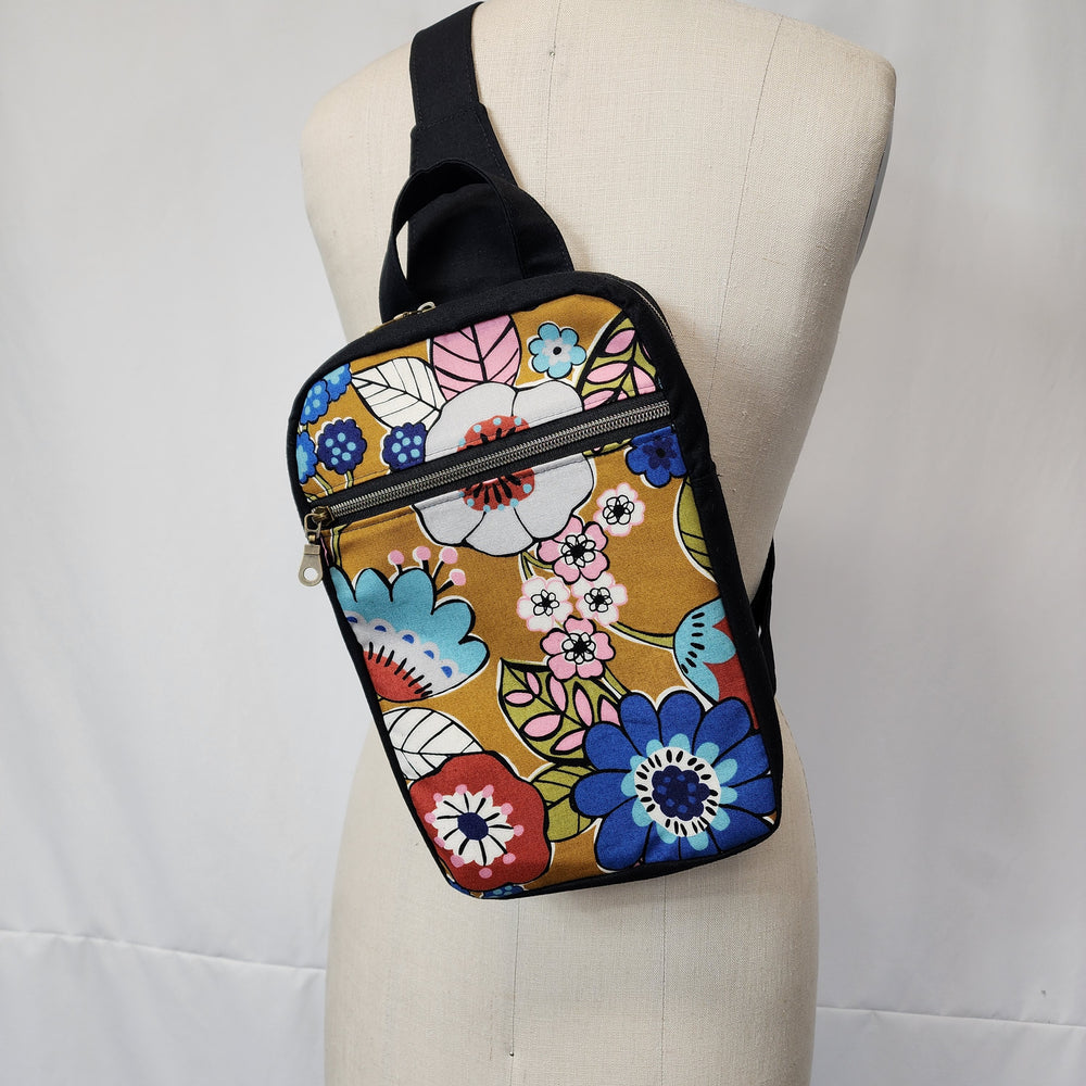 Sling Cross Body Bag in Jumbo Floral