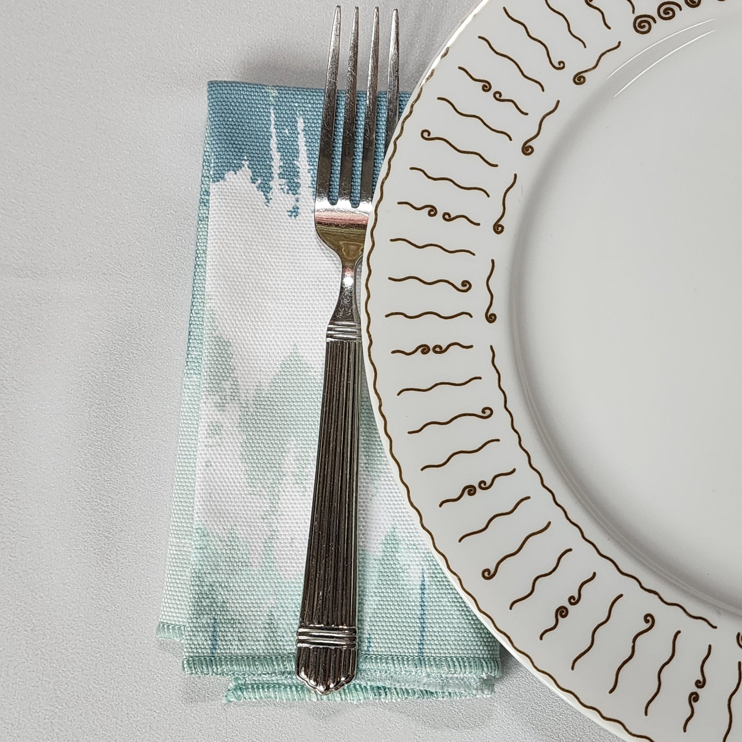 
                  
                    Dinner Napkin Set in Coastal Mist
                  
                