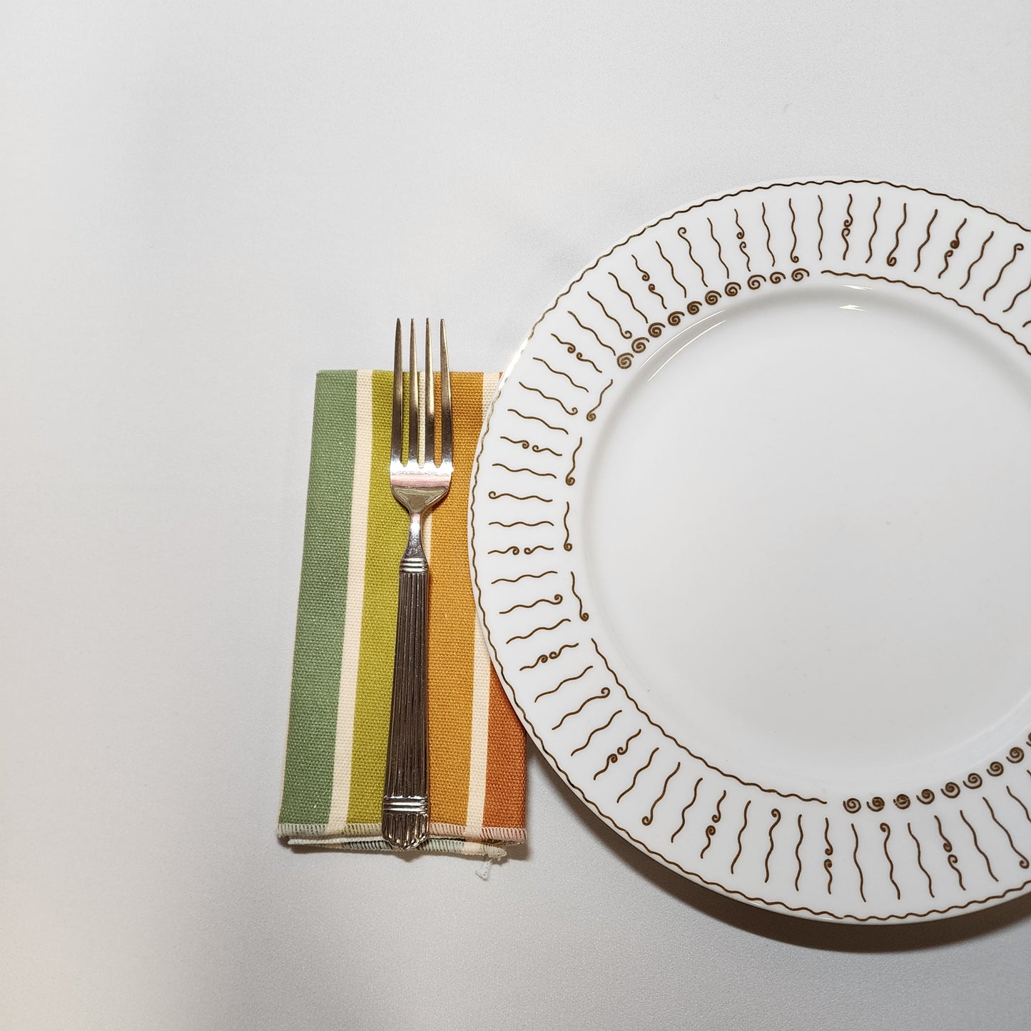 
                  
                    Dinner Napkin Set in Slow Summer Stripe
                  
                
