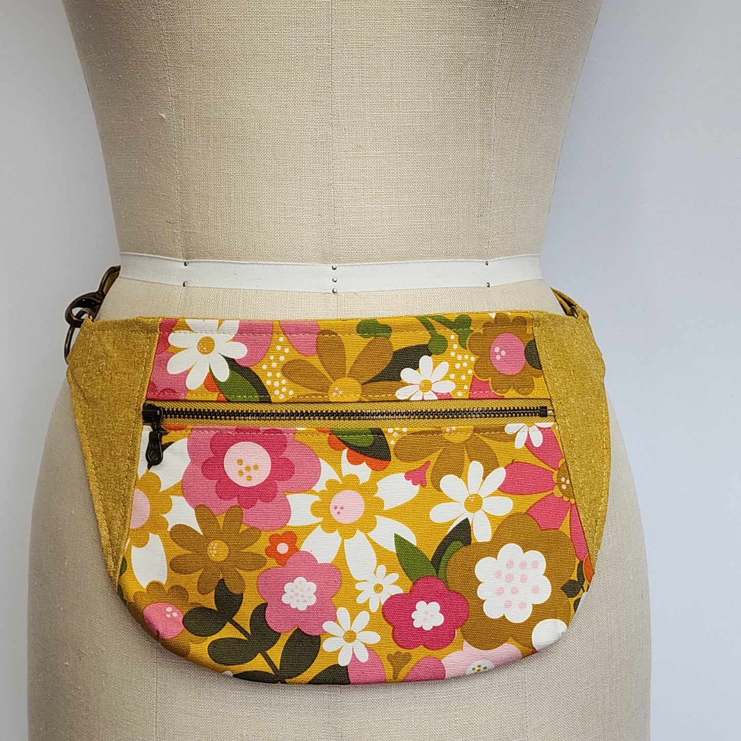 
                  
                    Fanny Pack in Joyful June Floral
                  
                