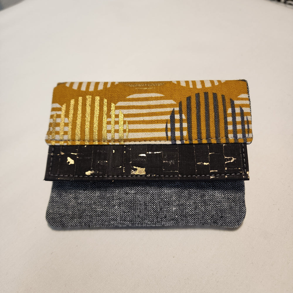 Gold Circles Card Wallet