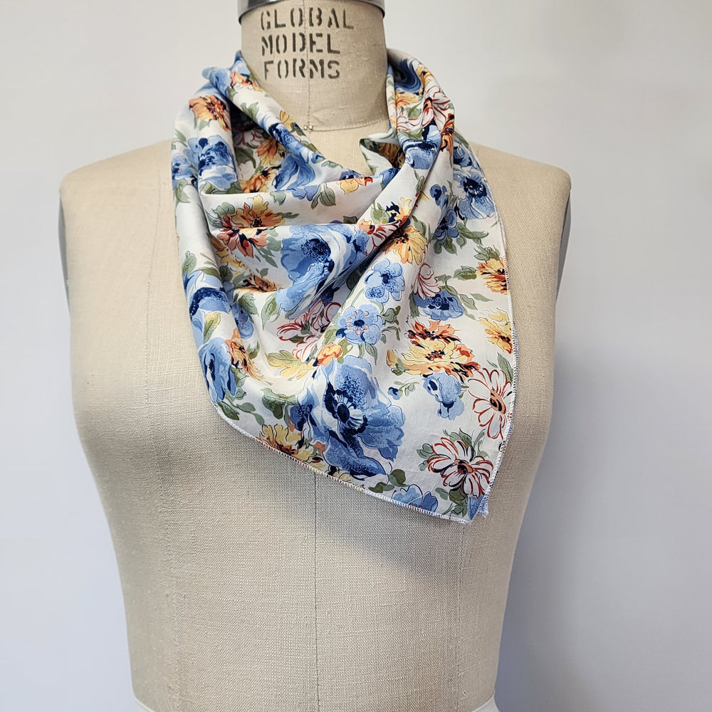 Square Cotton Lawn Scarf in Vintage Floral