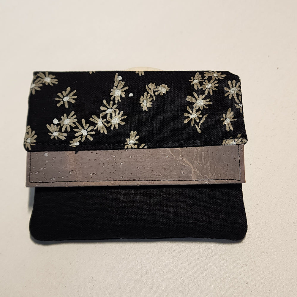 Tiny Flowers Card Wallet